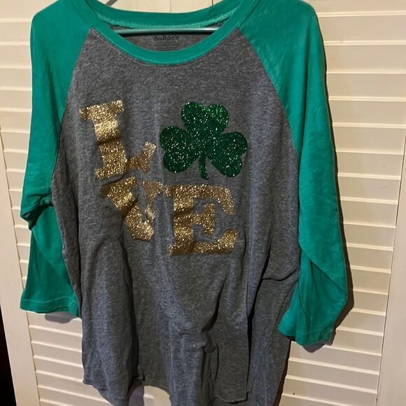 SoRock glitter, graphic, shamrock, love, raglan shirt, size extra large - Picture 1 of 4